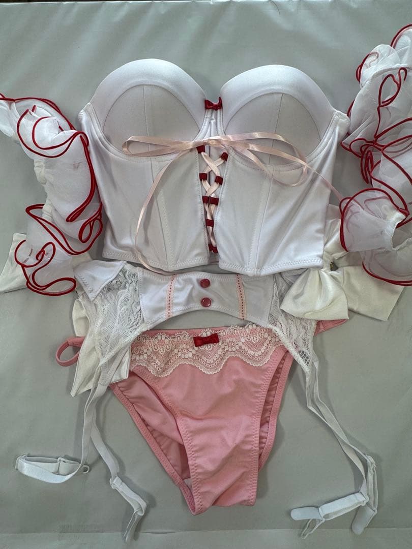 PHARFAITE【ERIMO先生デザイン】ショートケーキスイーツビスチェ