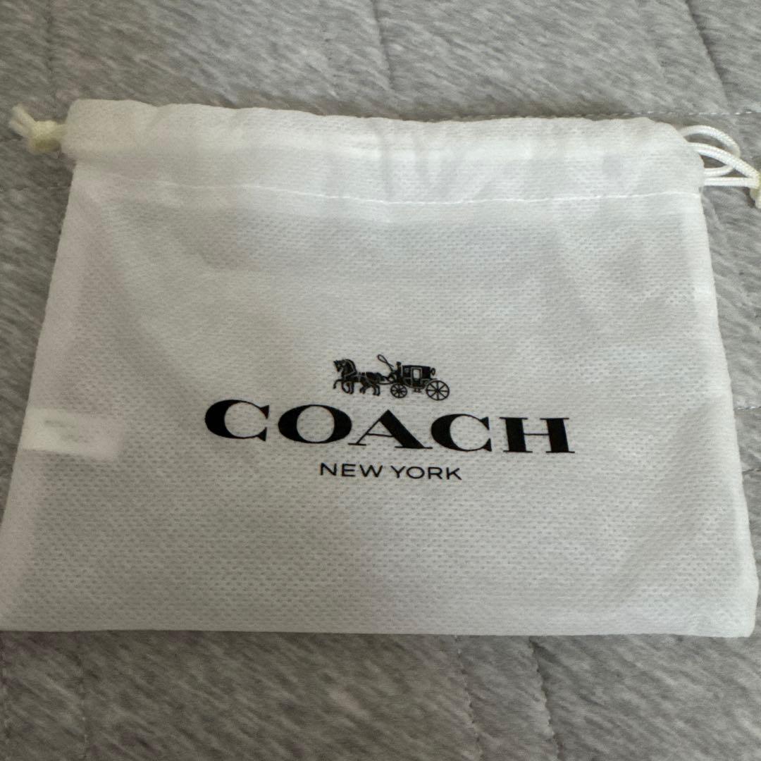 COACH 花柄キーケース