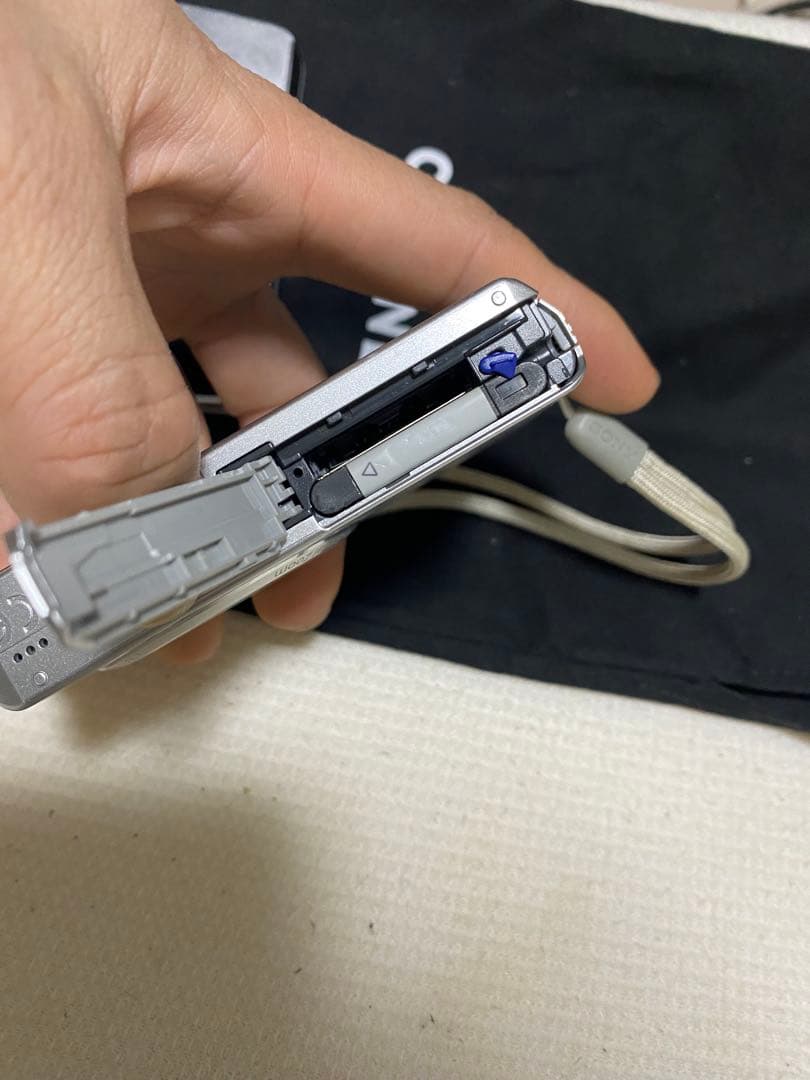 デジタルカメラ SONY Cyber-shot DSC-W610