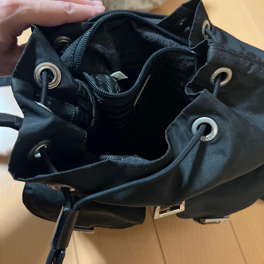プラダ　リュック　バックパック　ダブルベルト　三角ロゴプレート　ナイロン