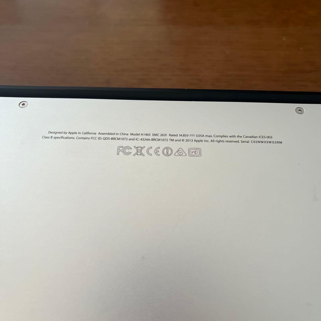 Apple MacBook Air A1465 11インチ 8GB 英字KB