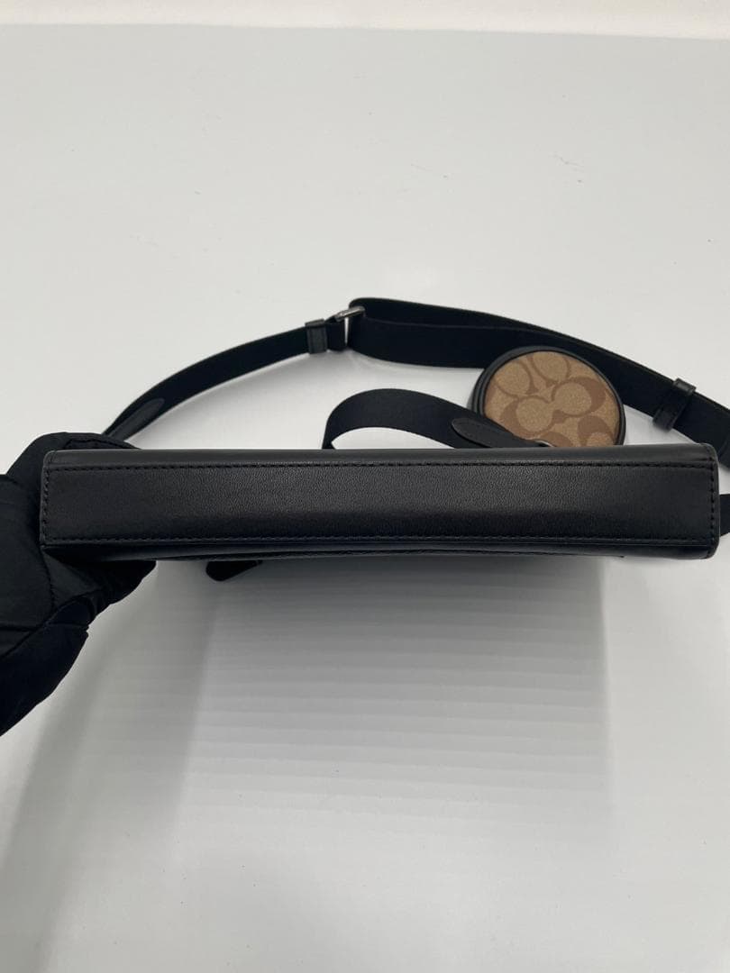 coach　コーチ　ホールデン　クロスボディ　シグネイチャー　キャンバス