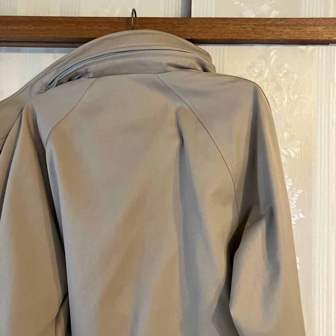 バーバリー　ベージュ ショートコート フード付き