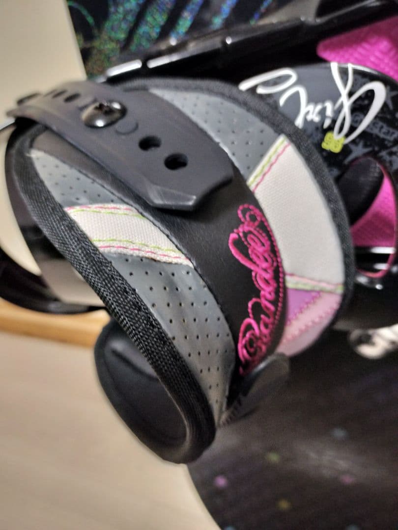 GIRLSTAR スノーボード 147cm ビンディング付 ケース付 レディース