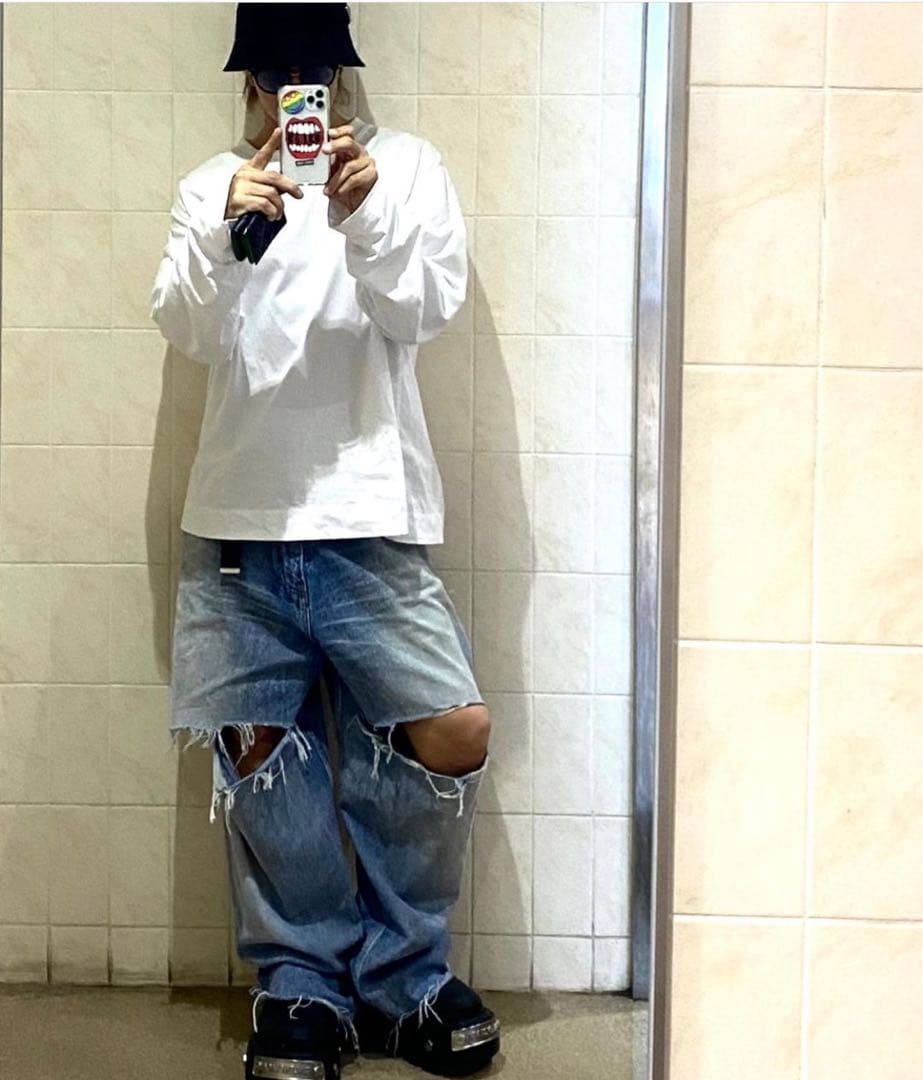 登坂広臣着用 バレンシアガ デニムパンツ サイズXS - メルカリ