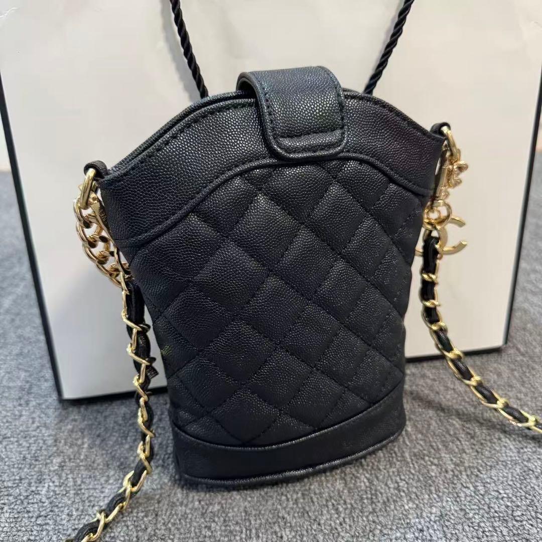 VIP顧客限定 ノベルティ　キルティングショルダーバッグ