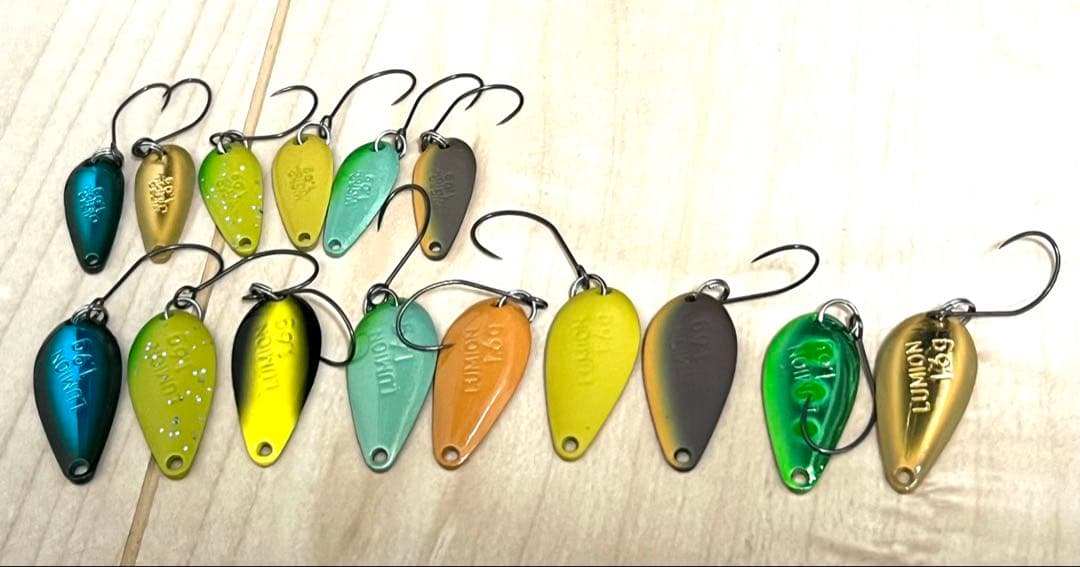 エリアトラウト　スプーンセット　ケース&オマケ付き