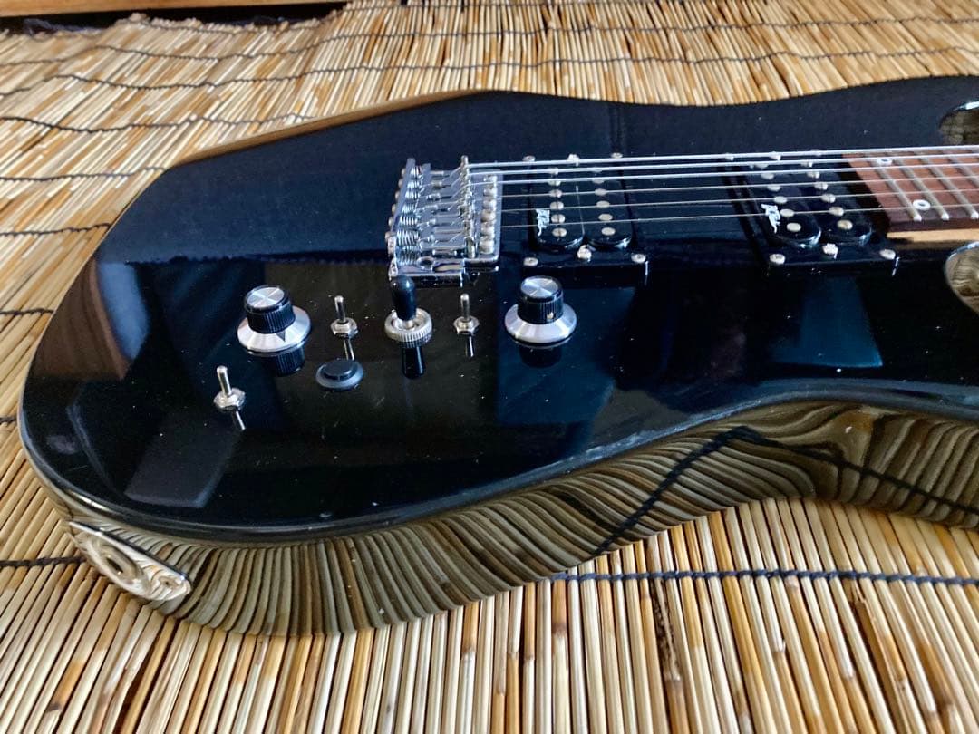 ☆モディファイして新たな機能を搭載　ポジションマークが珍しいB.C.Rich
