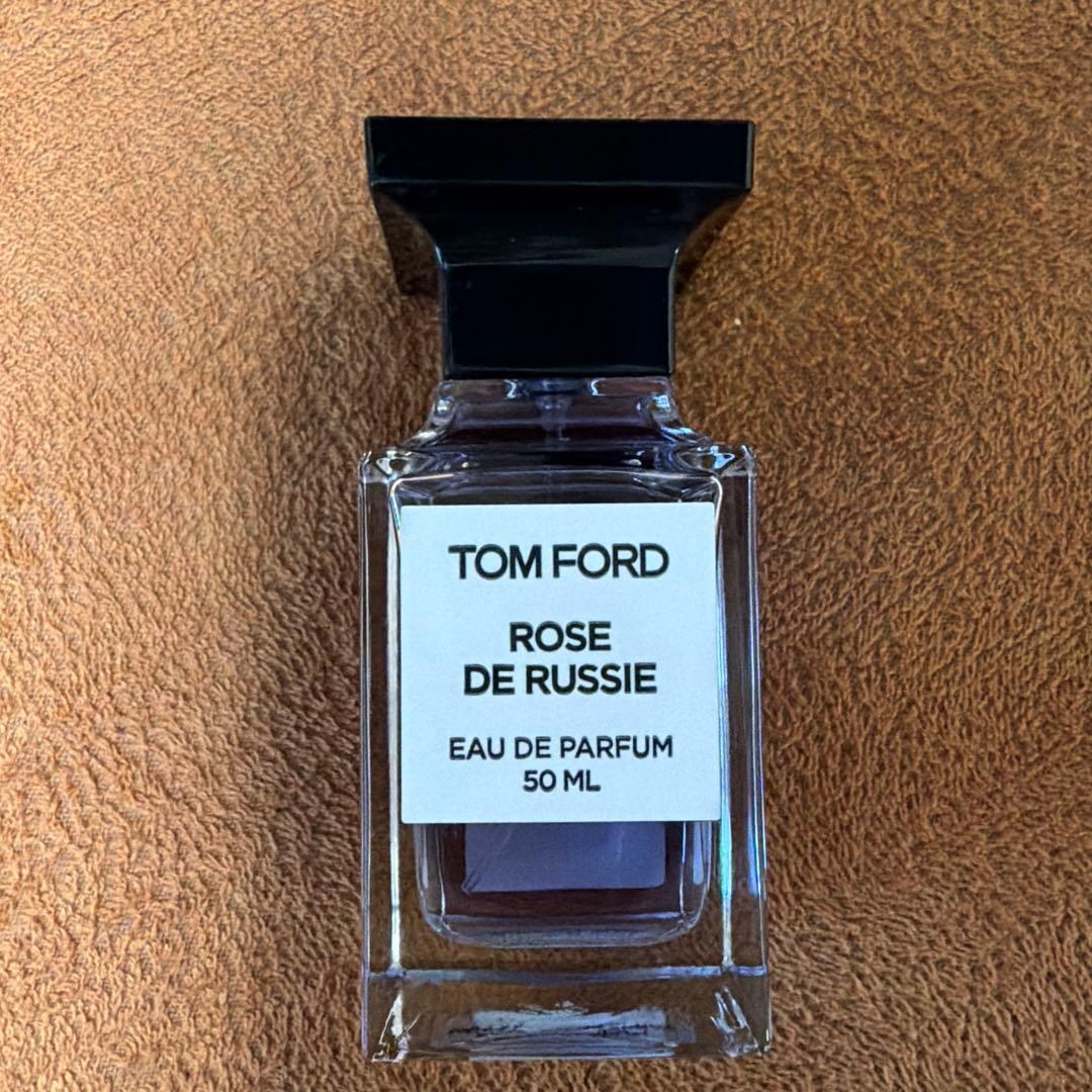 トムフォードビューティー　ローズドリュスィー　オードパルファム　50ml