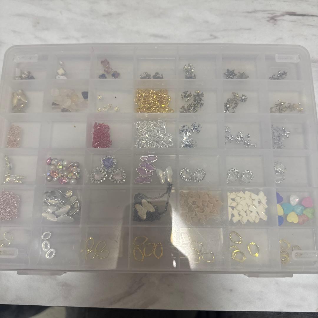 ネイル　パーツ　まとめ売り　ジェルネイル　ライト　ストーン　デコパーツ