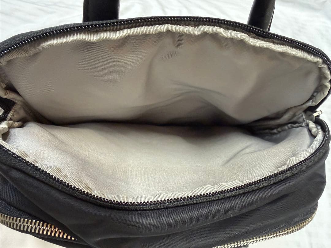 TUMI Voyageur ヒルデンパックパックブラック+シルバー