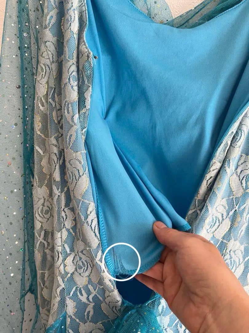 ダンスドレス　ダンスウェア　イチオク　スパンコール付き　M〜L