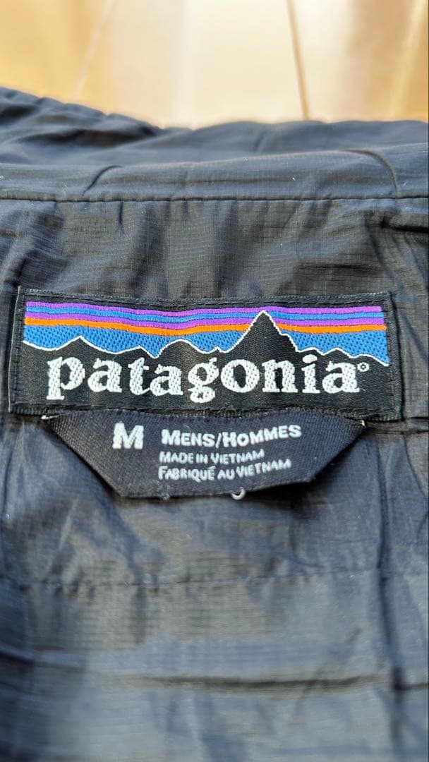修復済！ patagonia マイクロ・パフ・ジャケット 2011年製