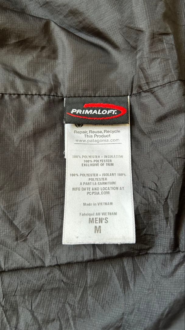 修復済！ patagonia マイクロ・パフ・ジャケット 2011年製