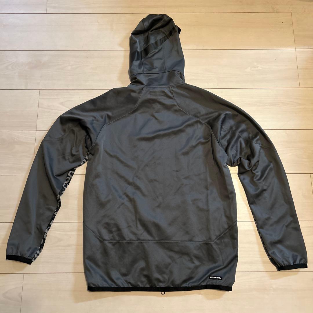 F.C.R.B.GYM フード付きジャケット ダークグレー