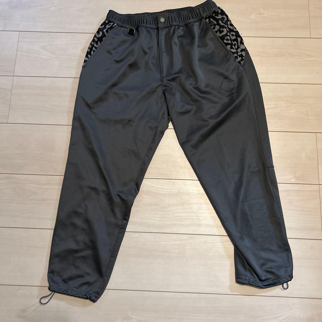 F.C.R.B.GYM フード付きジャケット ダークグレー