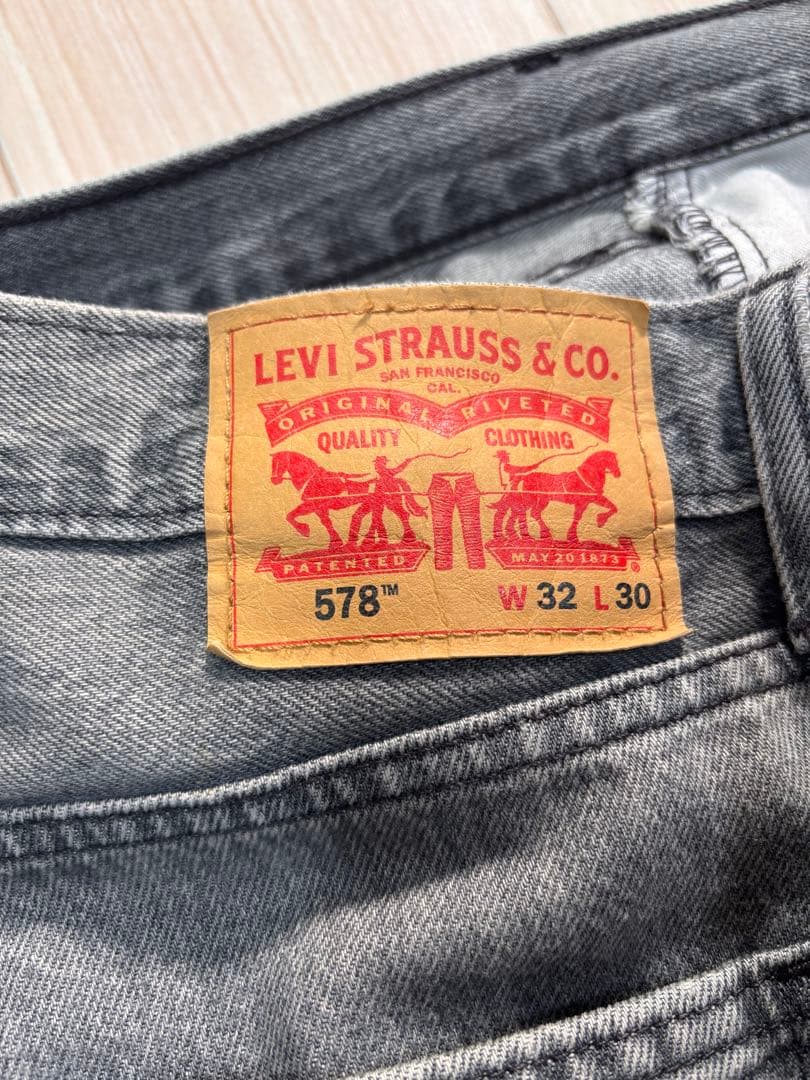 LEVI'S リーバイス モデル:578 (バギージーンズ)32インチ