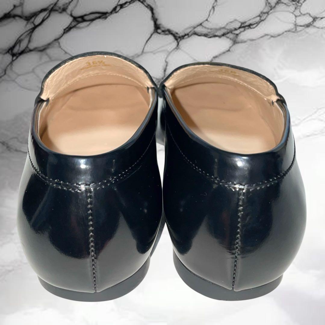 トッズ】美品Tタイムレス レザー ローファー ゴールド金具 フラット