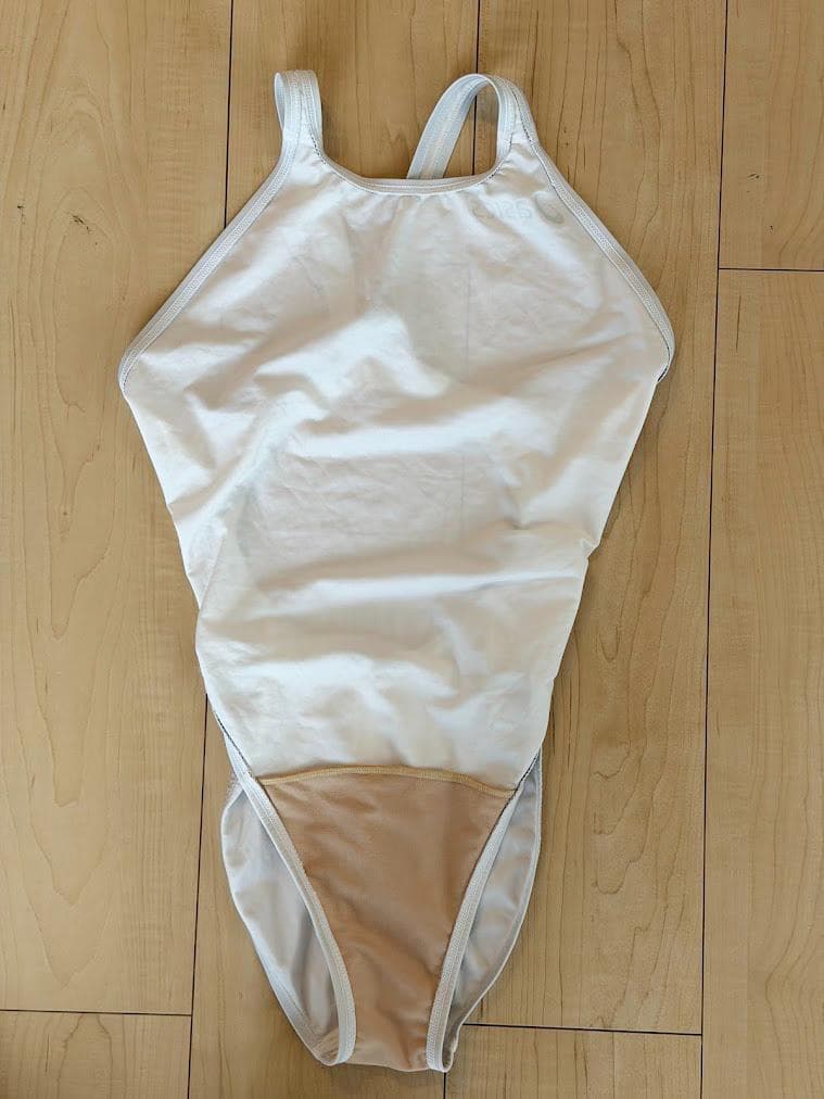 ル*イ様 asics アシックス ホワイト 競泳水着 Oサイズ ハイドロCD A