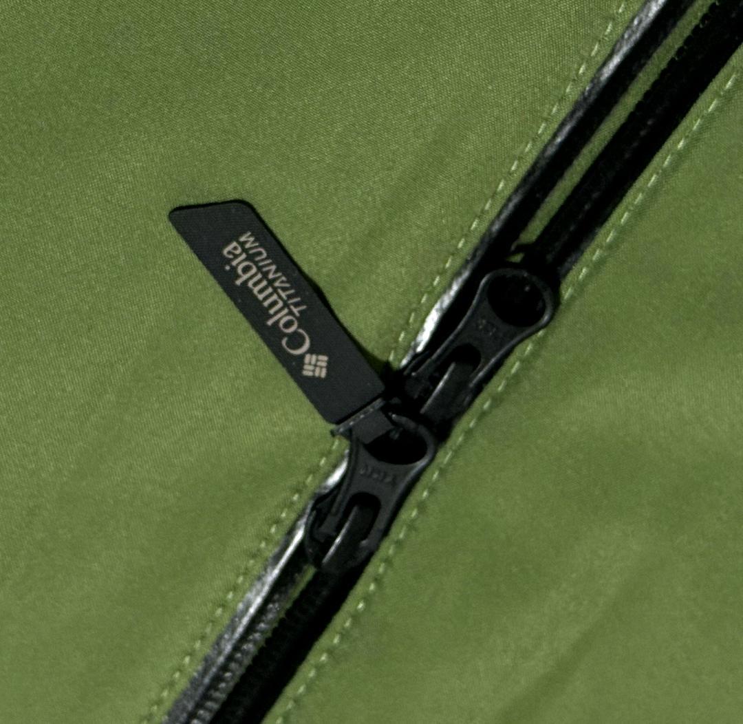 新品 コロンビア タイタニウム District IIIスノージャケットUS:L