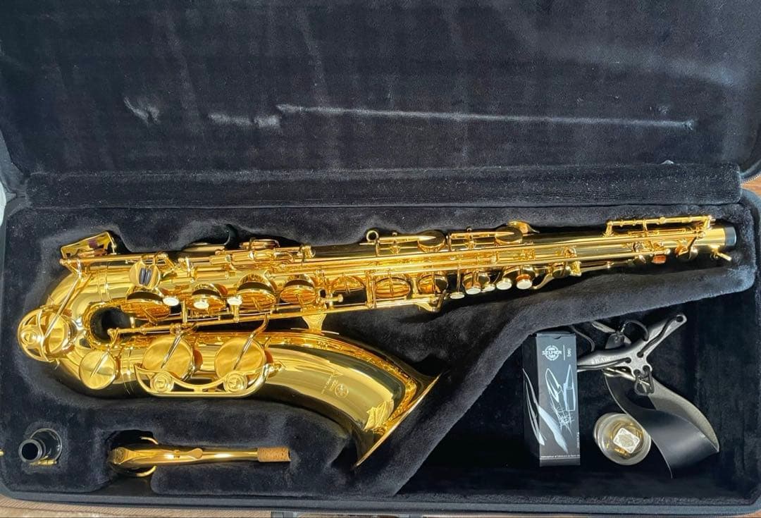 テナーサックス本体➕マウスピース(セルマー)リガチャー(ウッドストーン)付