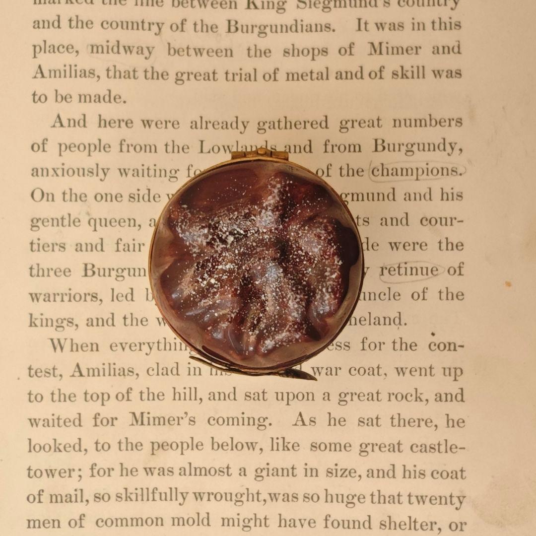 リモージュボックス　マフィン③　チョコレート　フランス製　小物入れ　ミニチュア