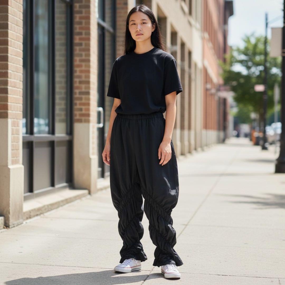 【美品】コムデギャルソン リラックスフィット 黒パンツ ギャザー デザインパンツ