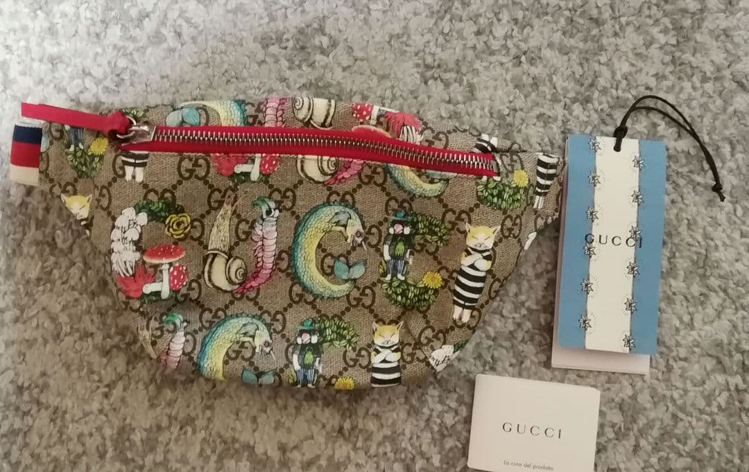 GUCCI グッチウエストポーチ　502095ヒグチユウコ　アニマルプリント