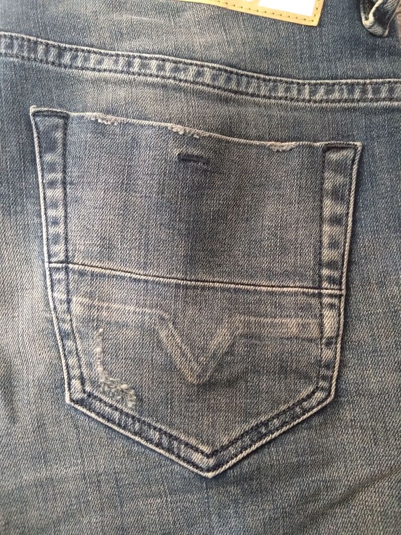 【美品】DEASELジーンズ