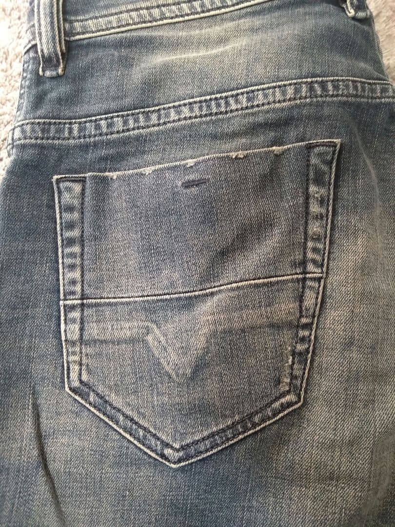【美品】DEASELジーンズ