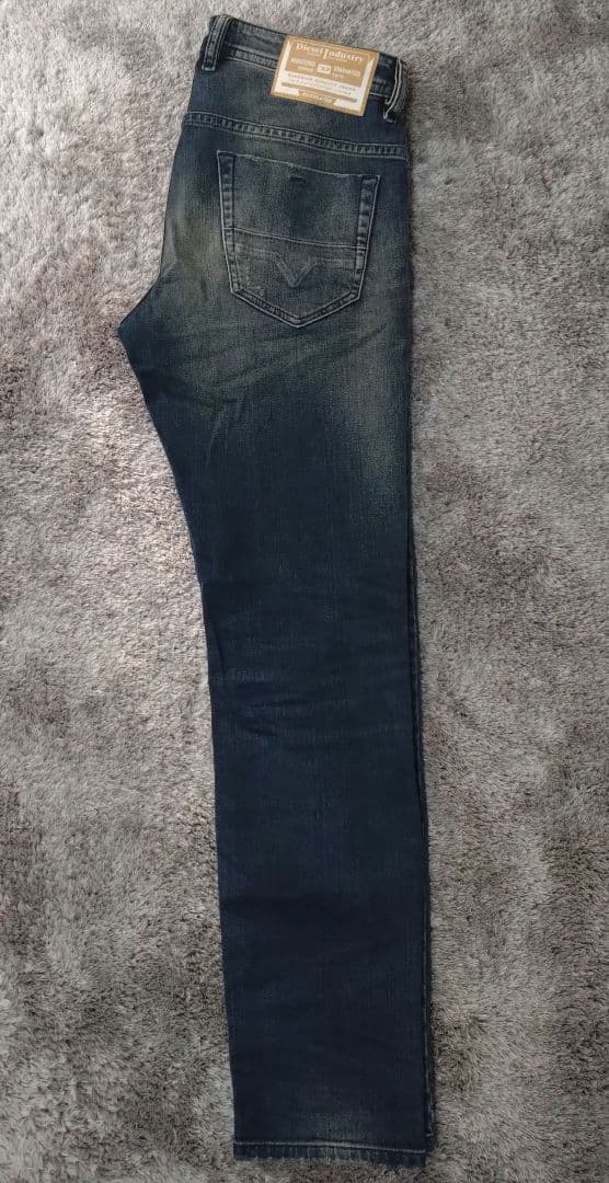 【美品】DEASELジーンズ