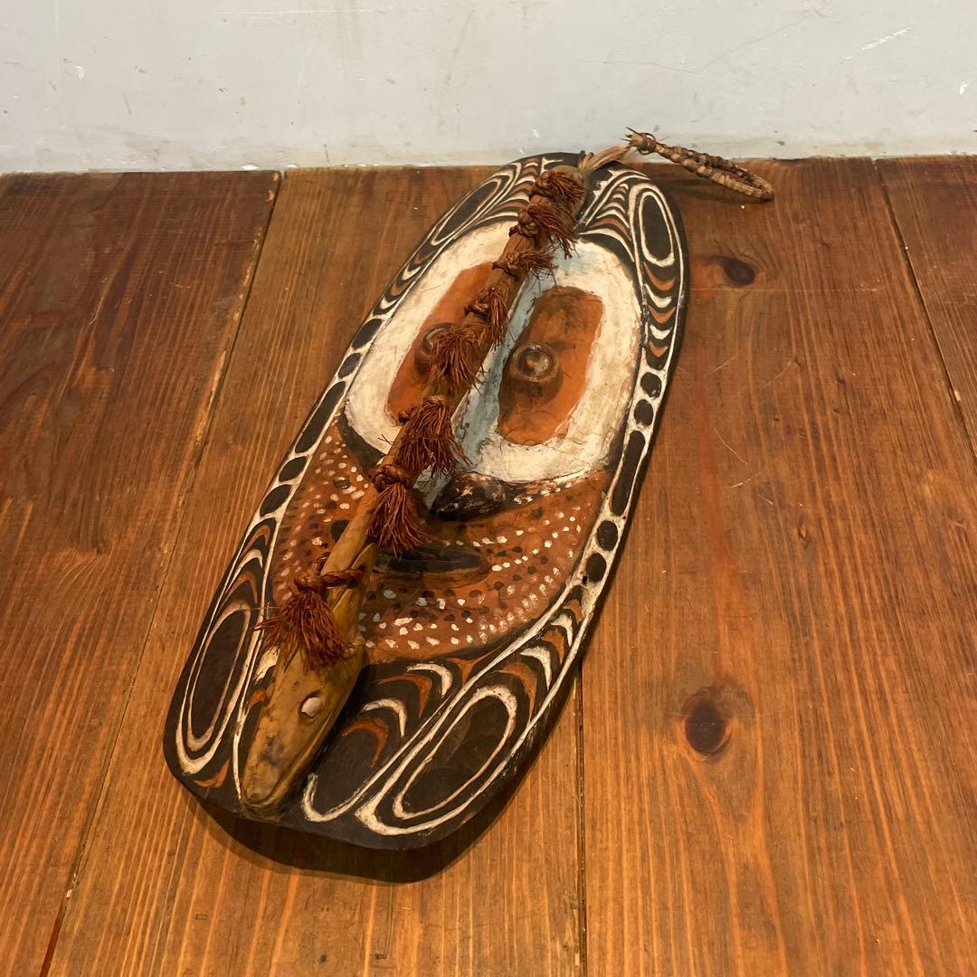 美品　希少　木製　パプアニューギニア　セピック川流域の部族　マスク　飾り