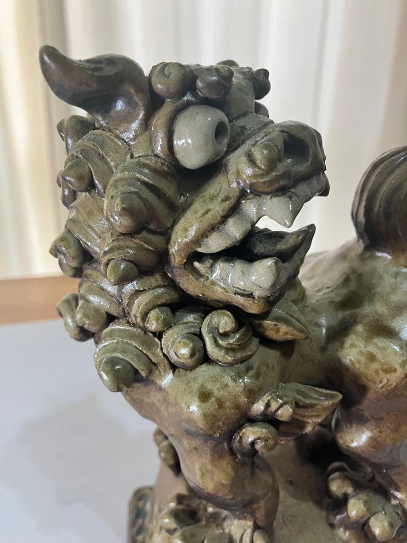 沖縄 琉球 壺屋焼 新里勇人作 台付シーサー ヤチムン やちむん