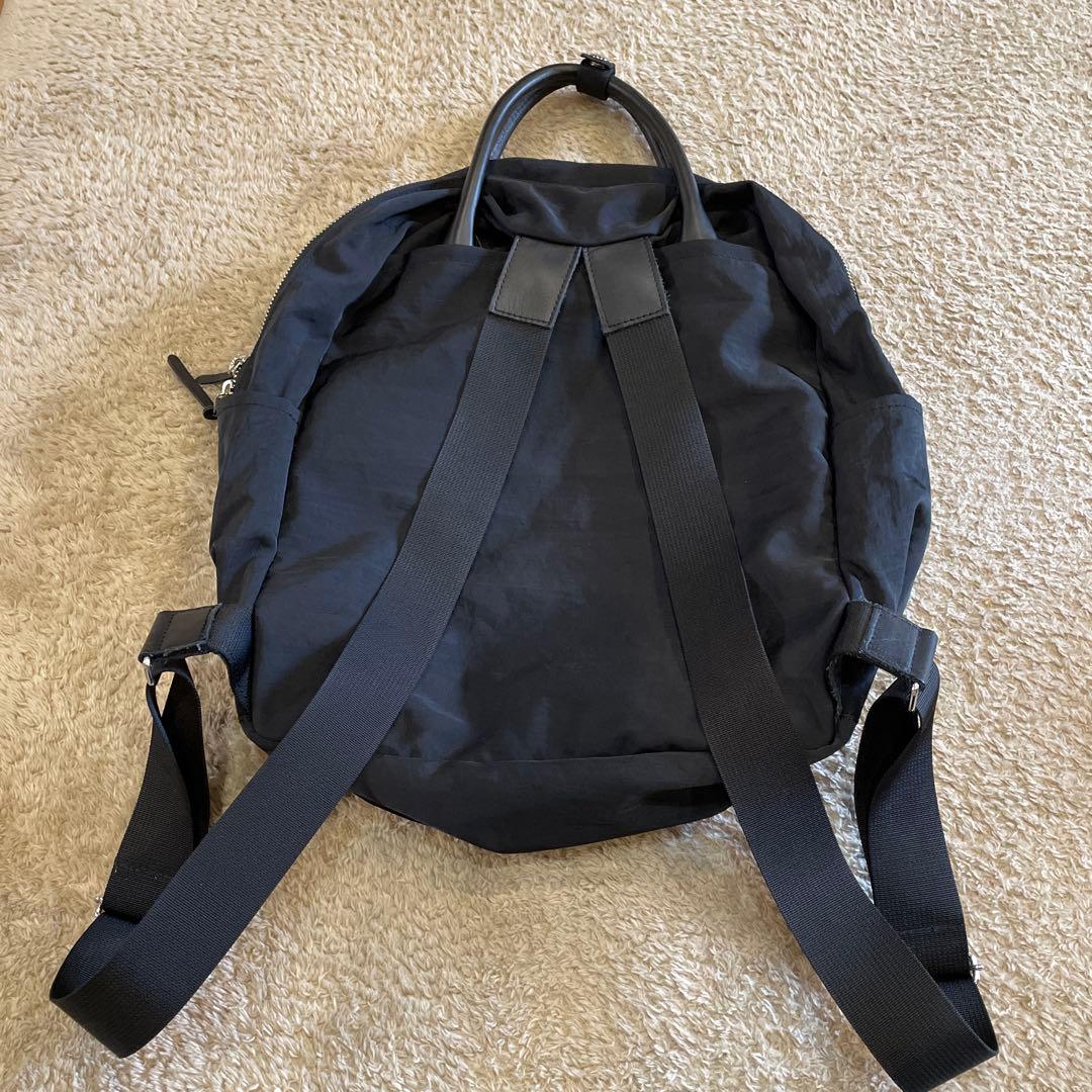 OUR レザー持ち手の2WAYリュック ブラック