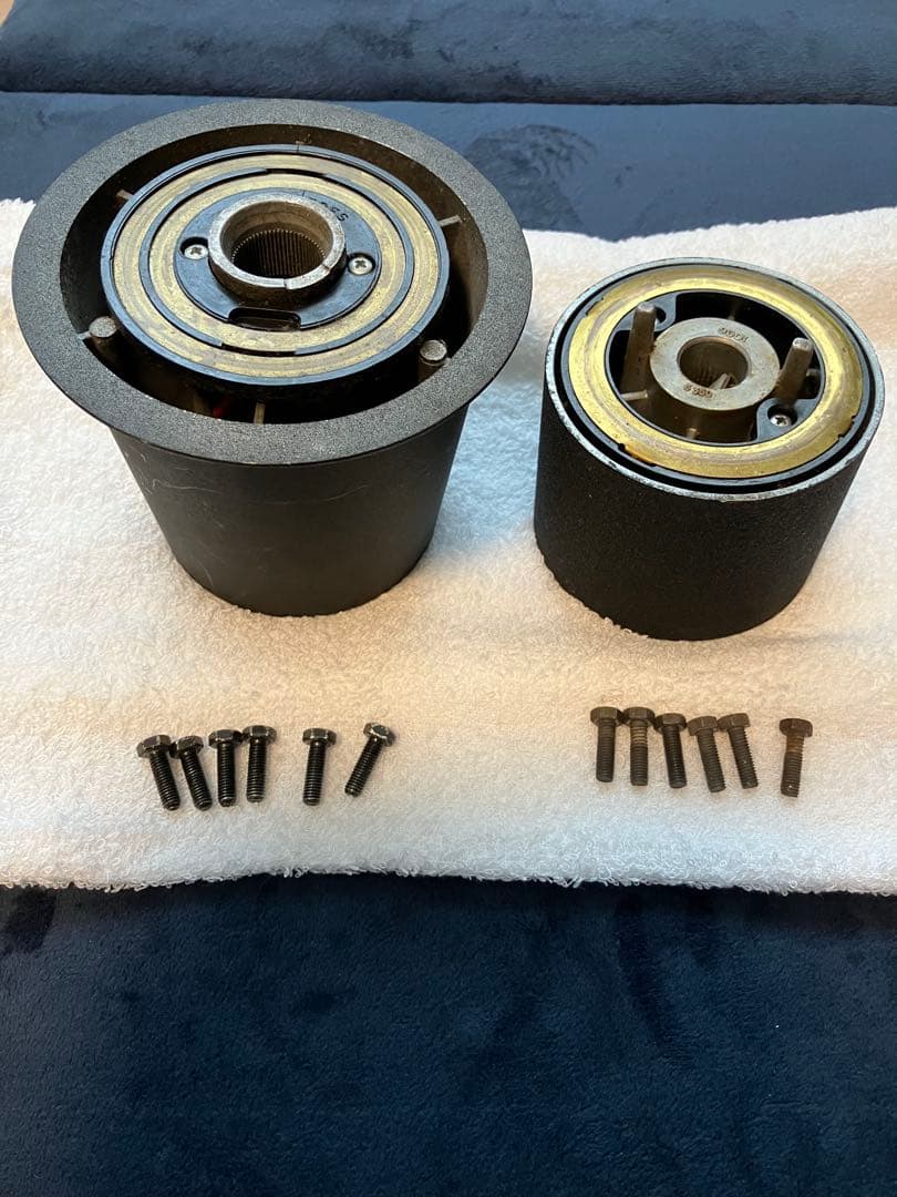 ナルディNARDI wood handle イタリア製 ボス2種類 メルセデス含 - メルカリ