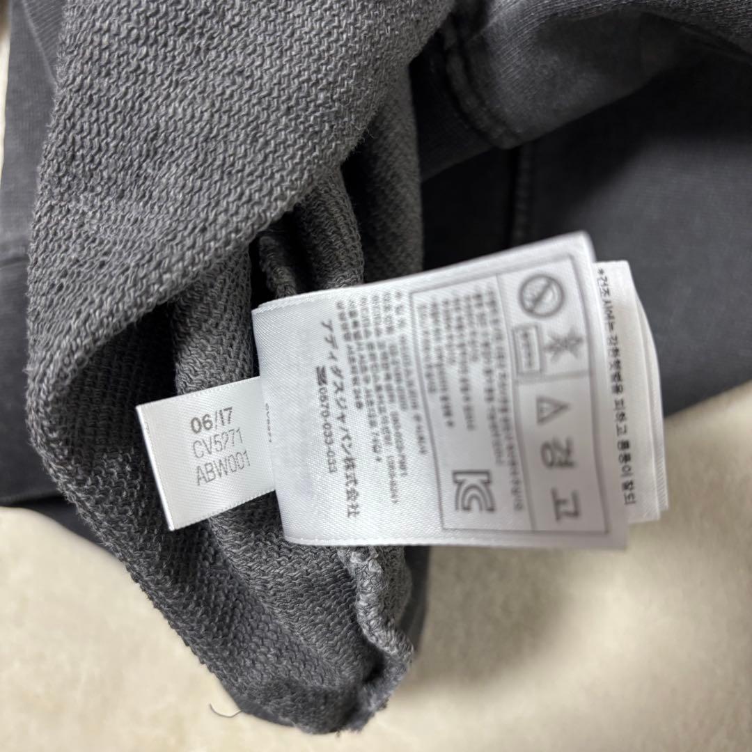 アレキサンダーワン×adidas　ブラック　トレーナー　スウェット