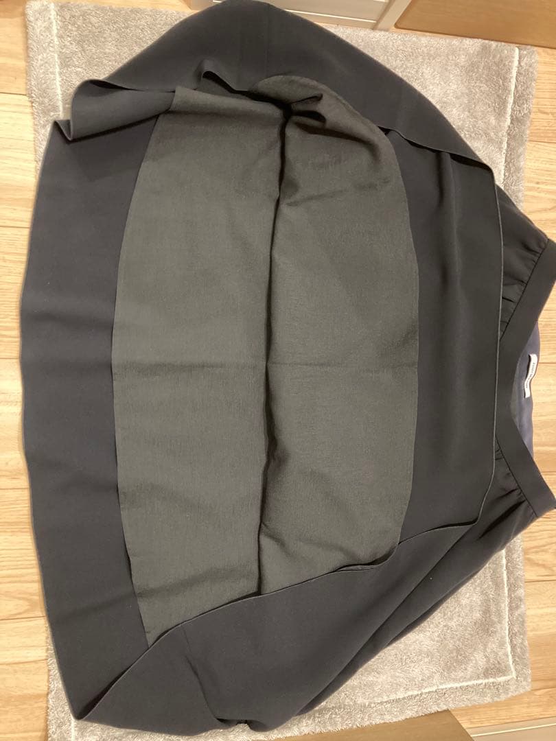 フォクシースカート４２サイズ希少❗️新品未使用２０２５年３月発売❗️定価５０６００円