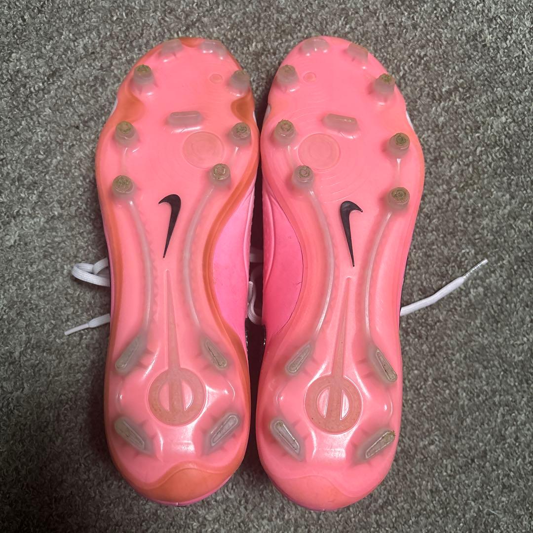 NIKE ティエンポ　FG