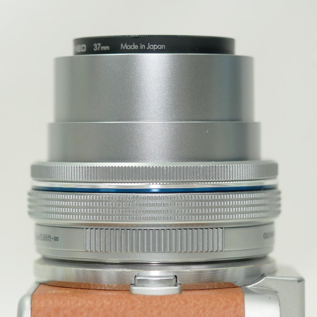 オリンパス 電動パンケーキレンズ M.ZUIKO 14-42mm silver