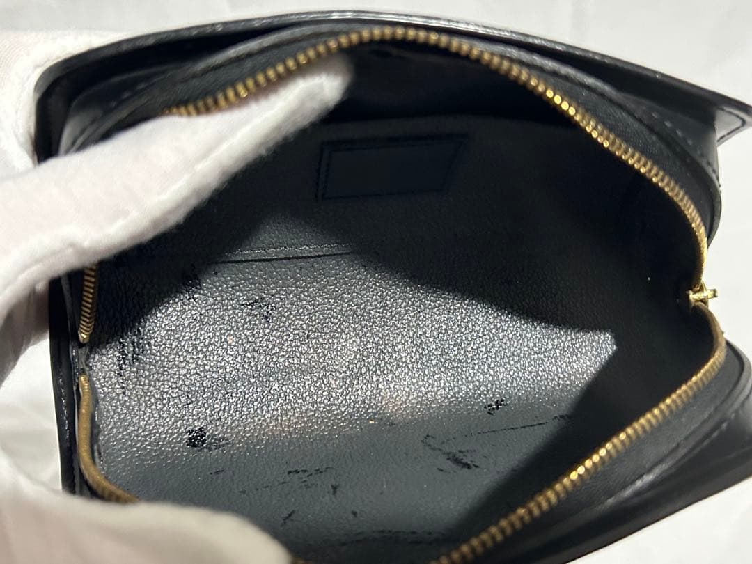 訳あり　Louis Vuitton ブラック エピレザーポーチ