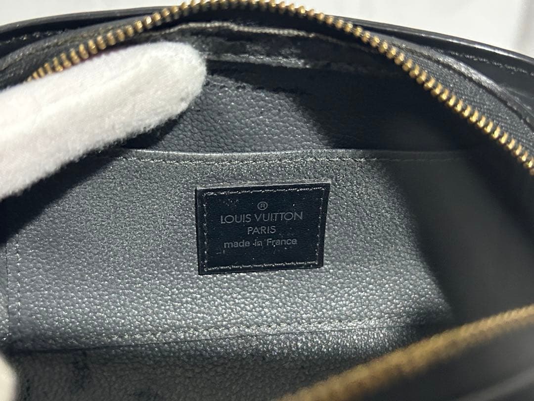訳あり　Louis Vuitton ブラック エピレザーポーチ