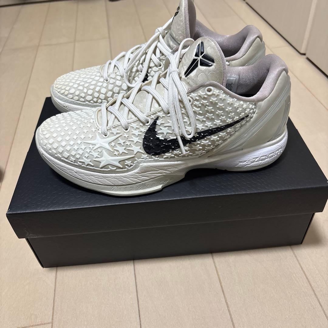 Nike Kobe シューズ ホワイト/ブラック