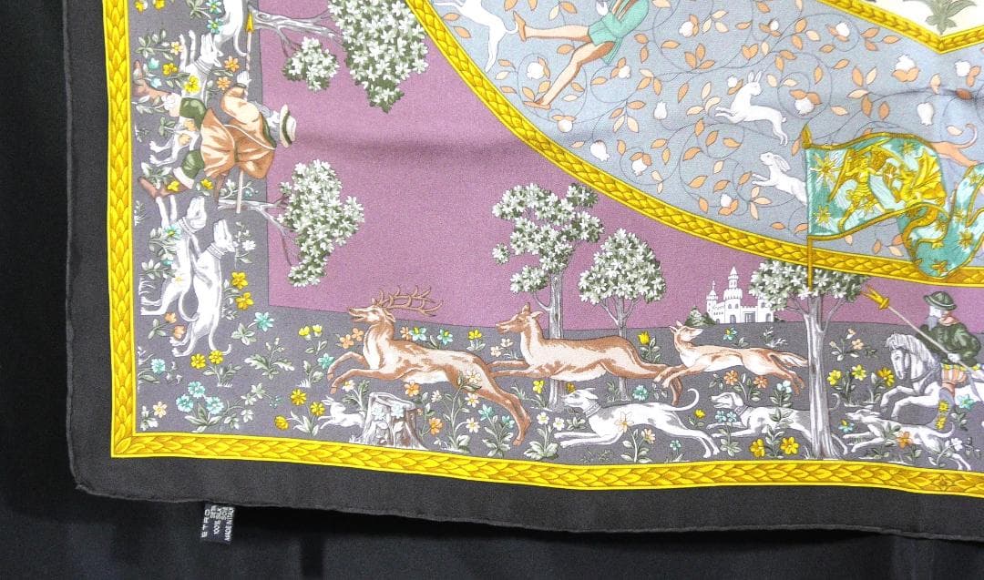 ETRO エトロ　大判シルクスカーフ　 D474