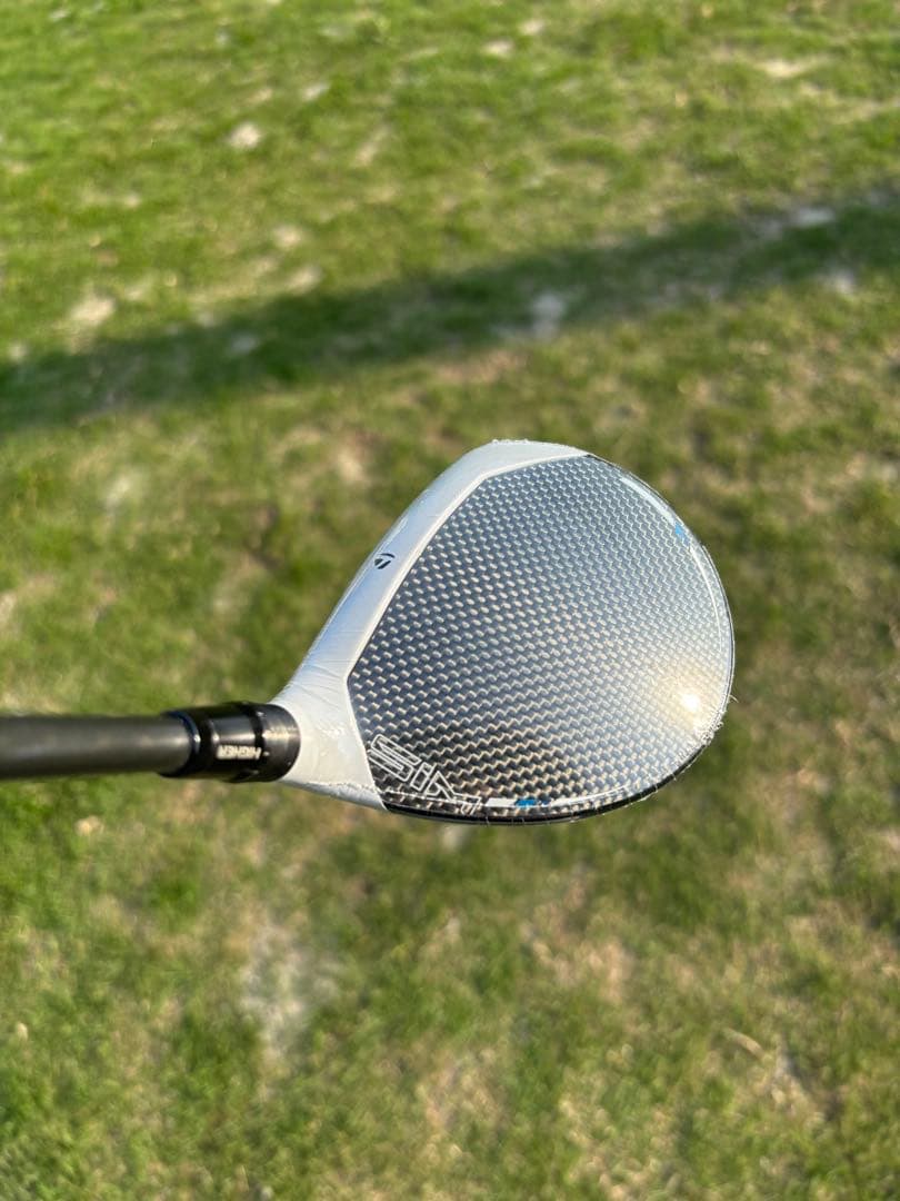 新品未使用　テーラーメイド　sim 5w ヘッドカバー有