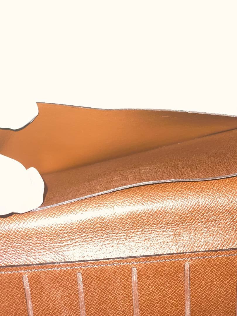 Louis Vuitton モノグラム 二つ折り長財布