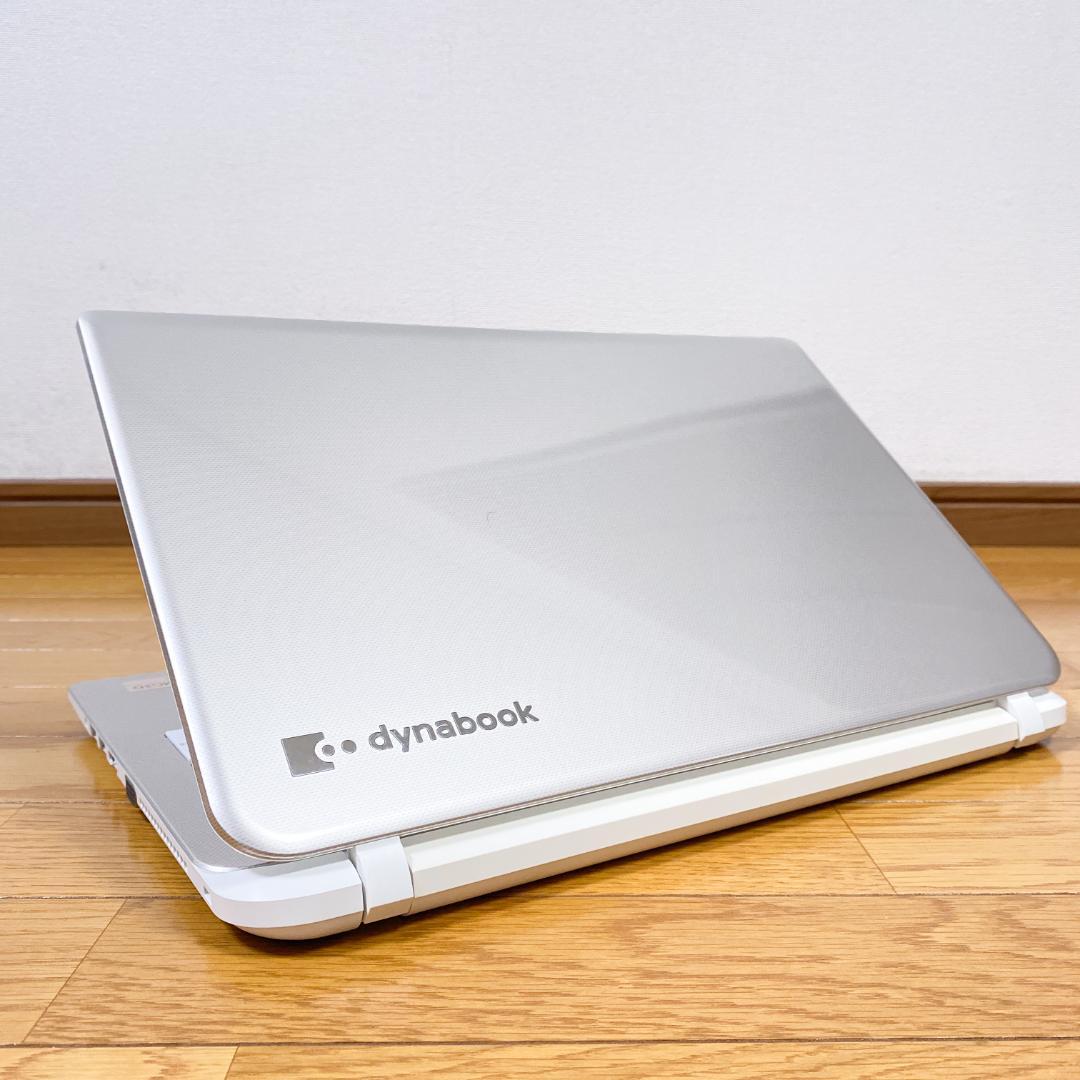 ホリケン✨美品✨i3 新品SSD256 メモリ8 最新Win11 東芝