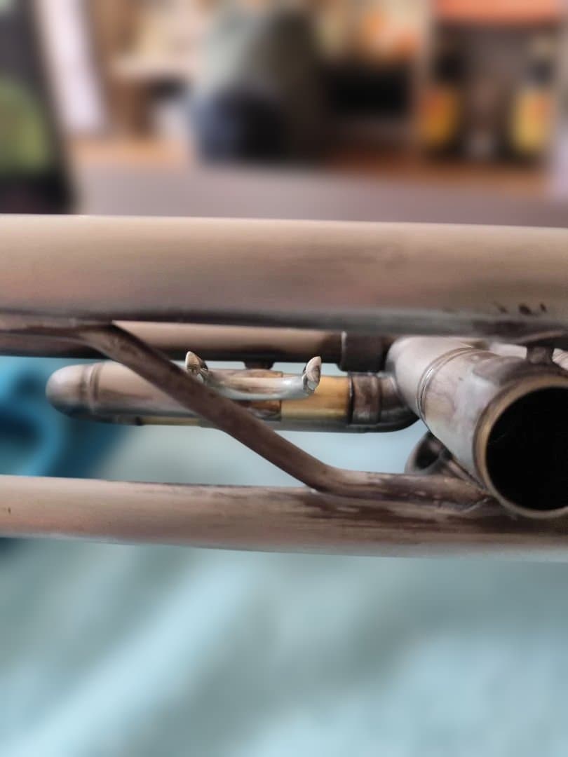 カスタムげB♭トランペット　ラージボア　サテン　彫刻入り　限定値下げ