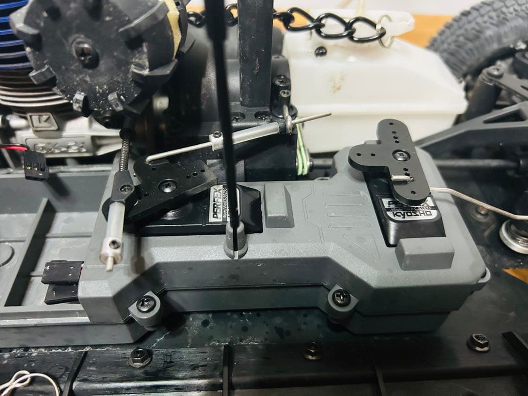 デアゴスティーニ 1/8 ハマーH1 エンジンラジコン オリーブドラブ