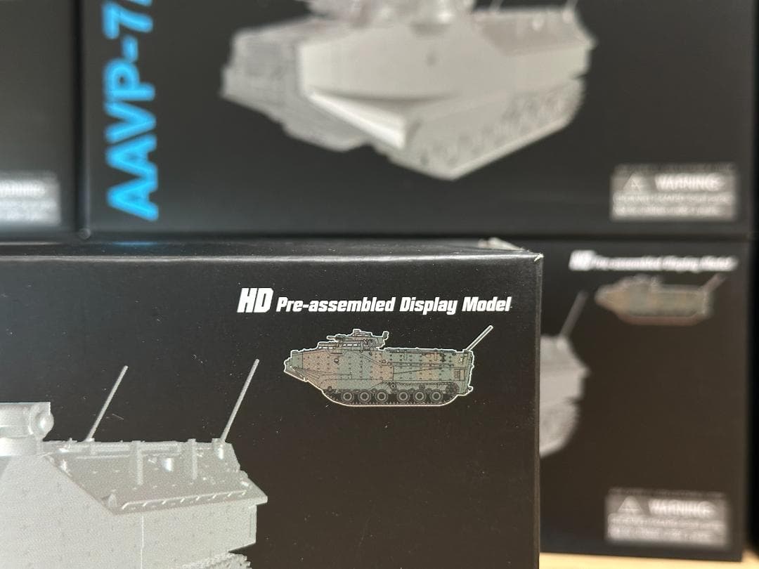 ドラゴン 63020 JGSDF 陸自 AAVP-7A1 水陸両用車 完成品
