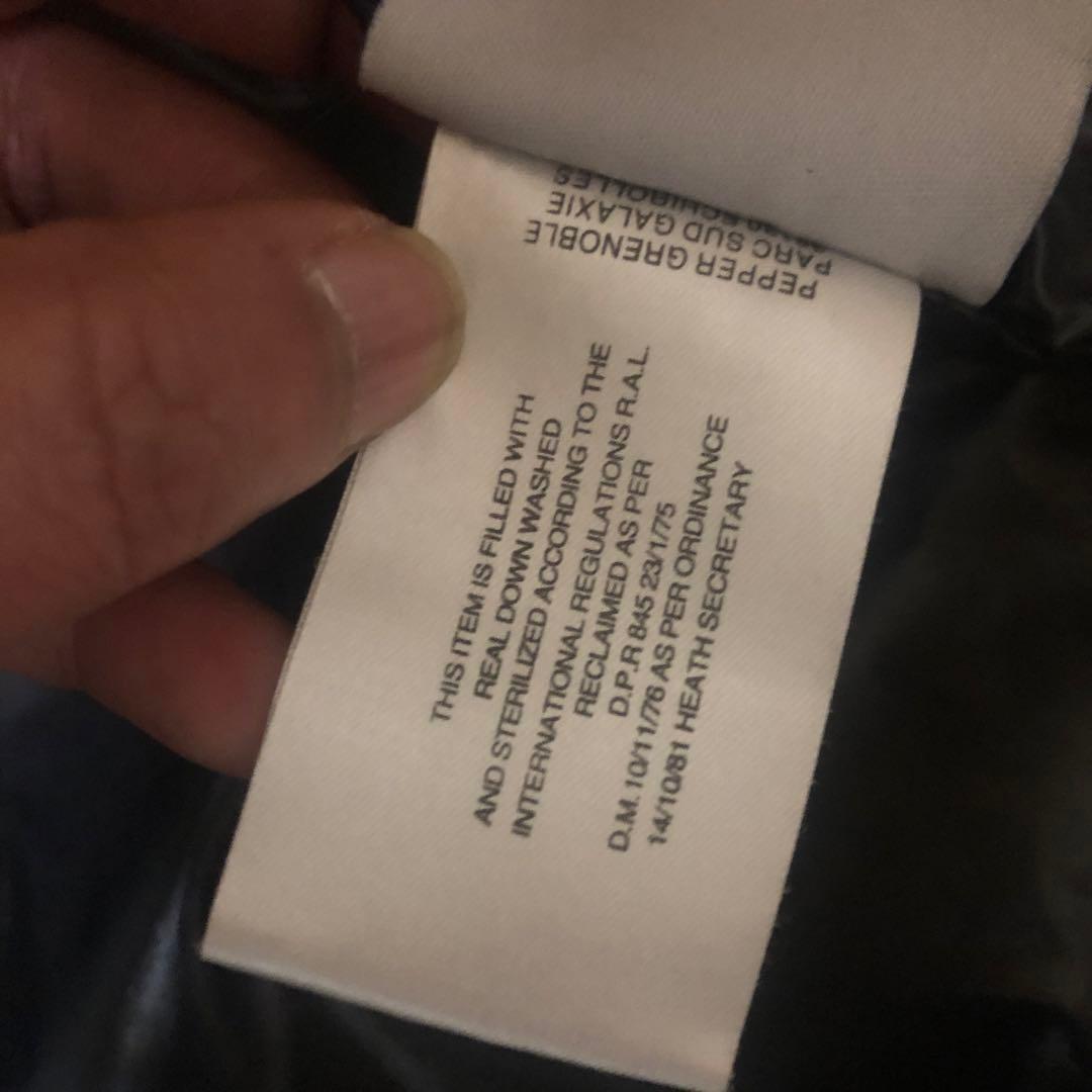 MONCLER 黒 ダウンジャケット(訳あり)